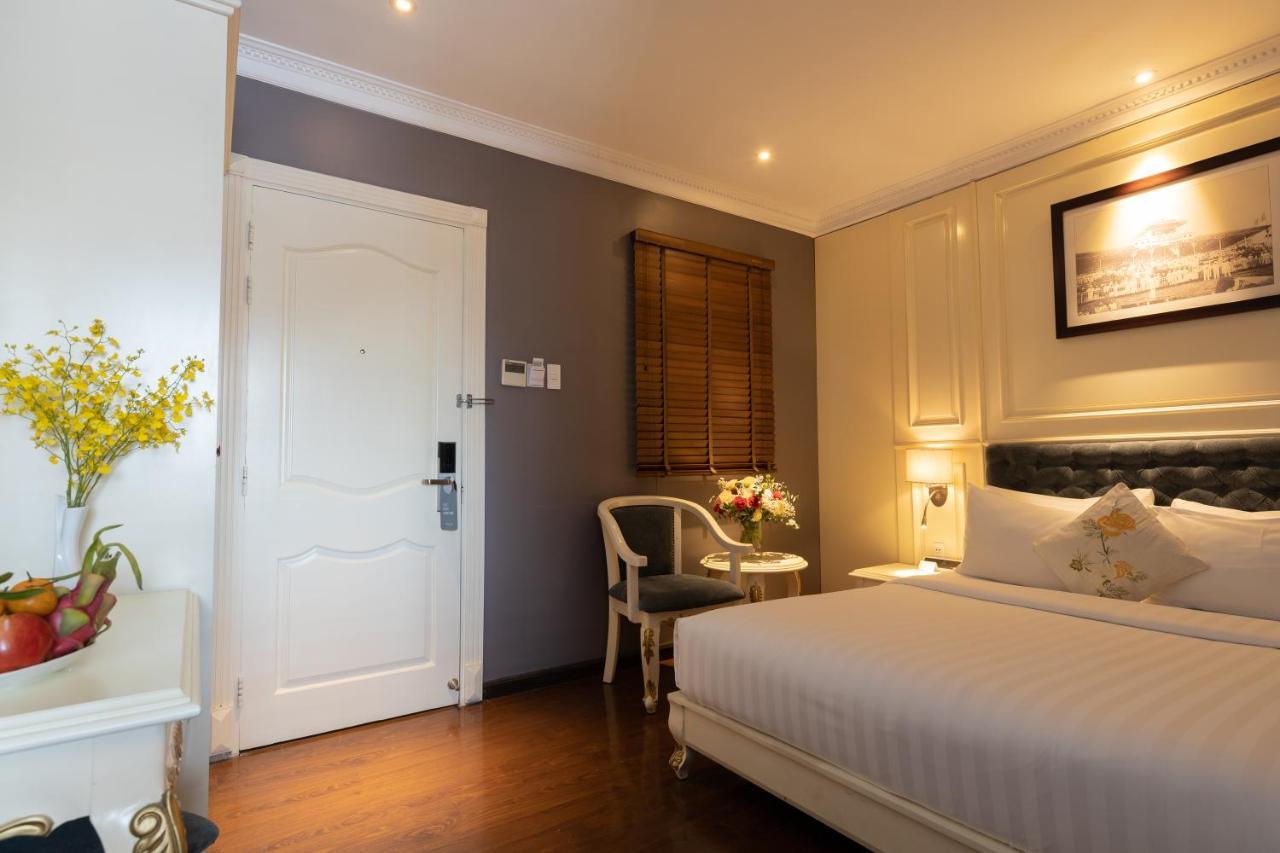 Silverland Jolie Hotel Ho Chi Minh City Exterior photo